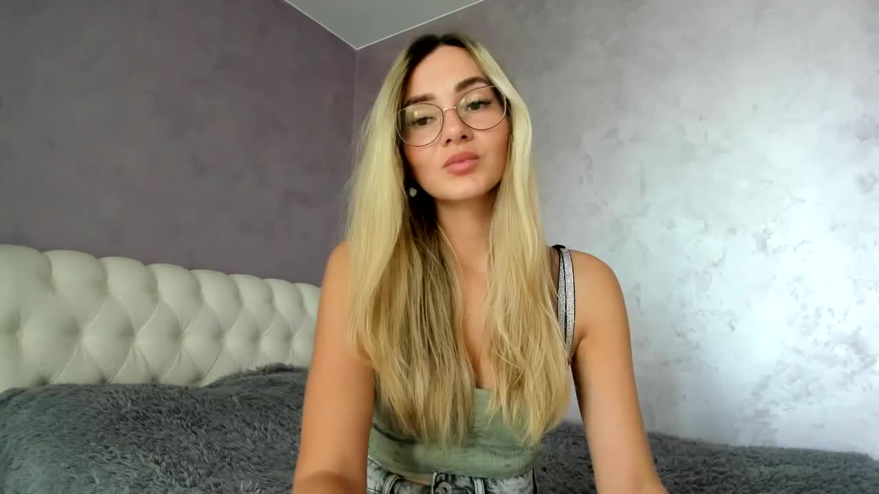 LovelyRose Live Sex December 13, 2025