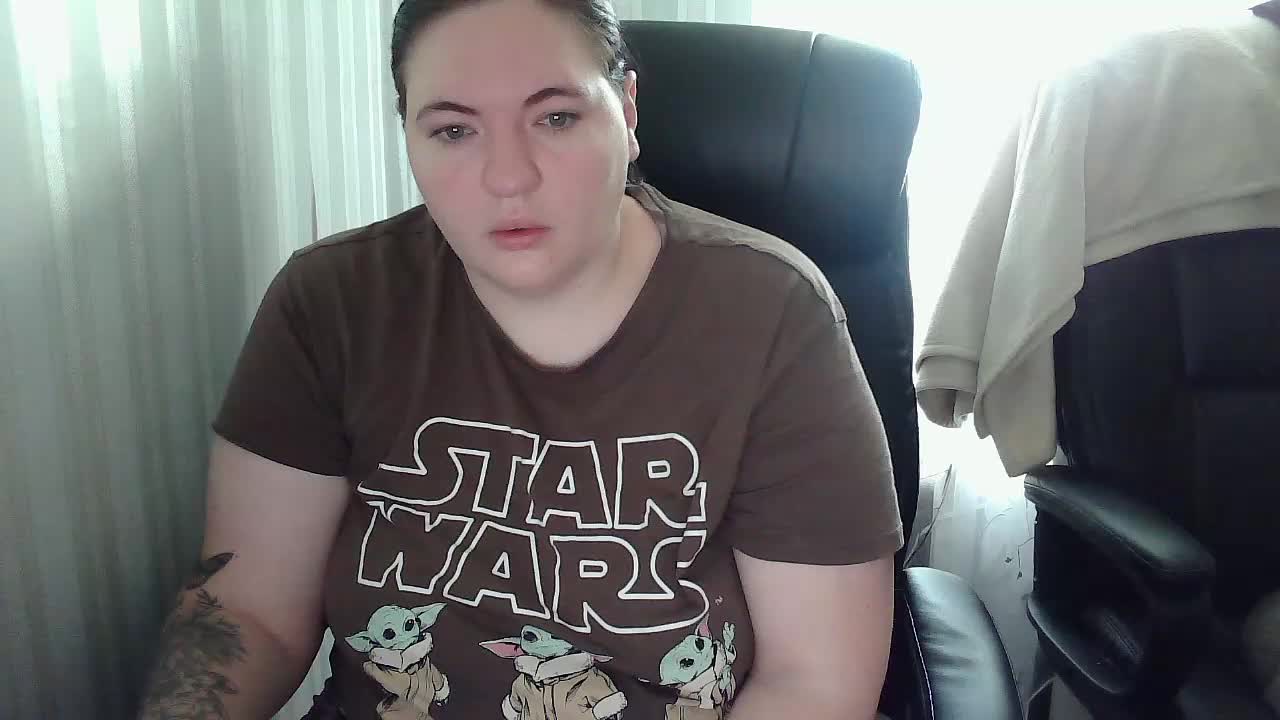 XLisaBlueX Live Sex December 17, 2025