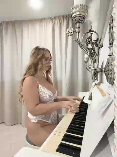 Milf_Zabava Live Sex December 13, 2025