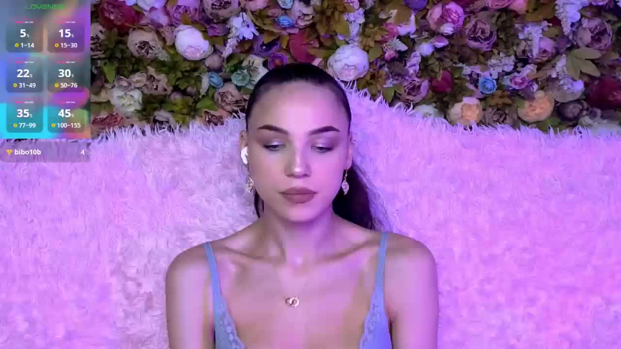 EmilyLuxxxury Live Sex October 4, 2025