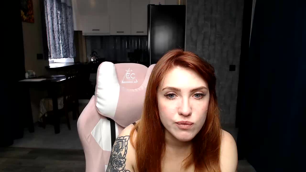 Regimasmile Live Sex December 14, 2025