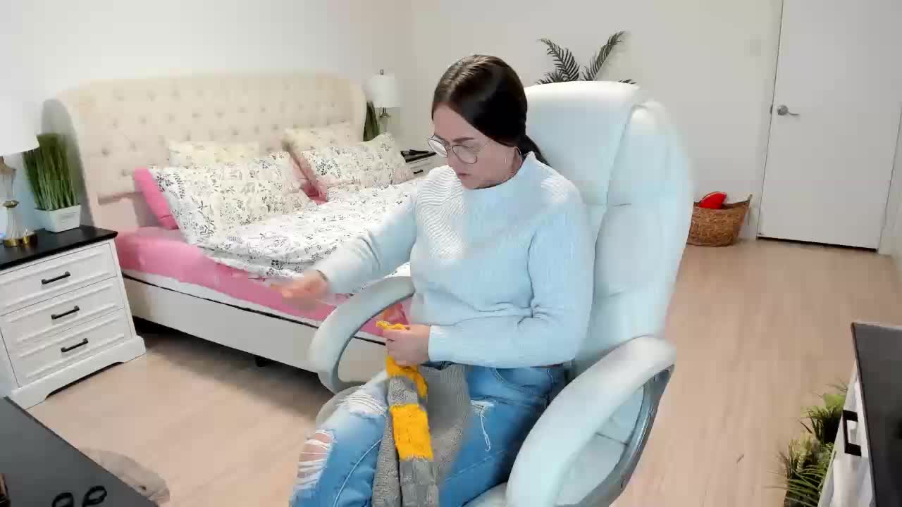 -Michelle- Live Sex December 13, 2025