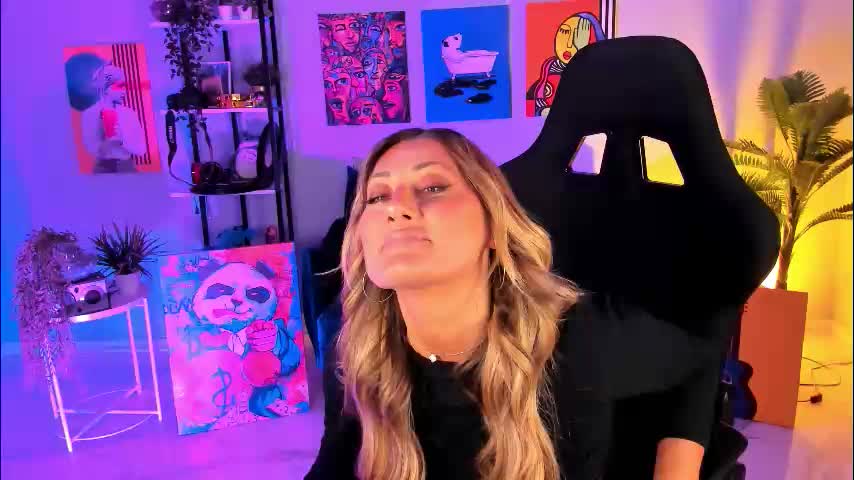 sarahholly Live Sex December 13, 2025