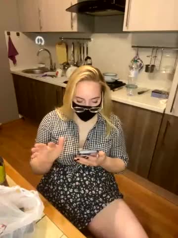 Donut-red Live Sex December 13, 2025