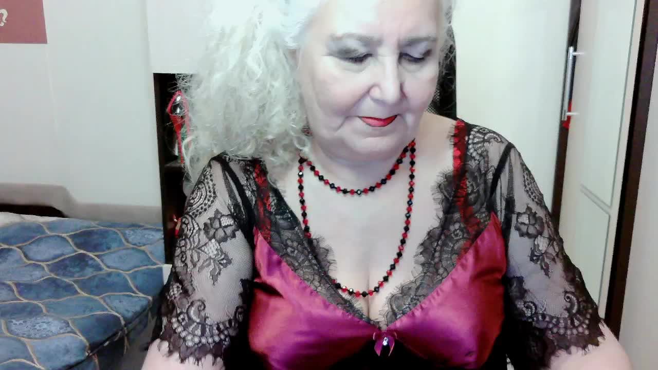 GrannyWants Live Sex December 17, 2025
