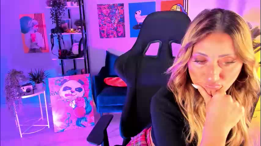 sarahholly Live Sex December 13, 2025