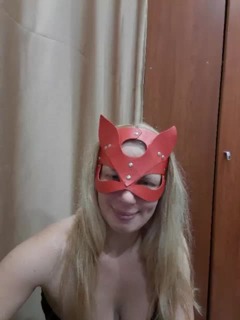 -nelya- Live Sex December 17, 2025