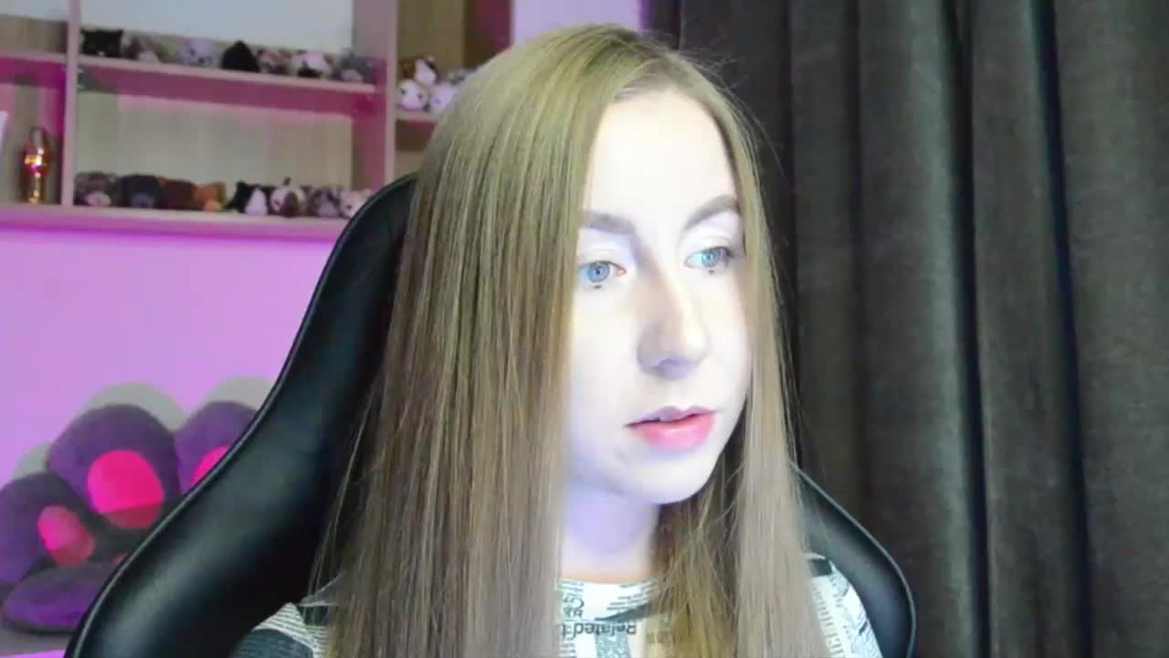 -Rii- Live Sex December 12, 2025