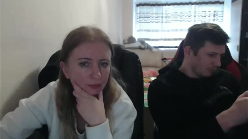 jenisandpeter Live Sex December 19, 2025