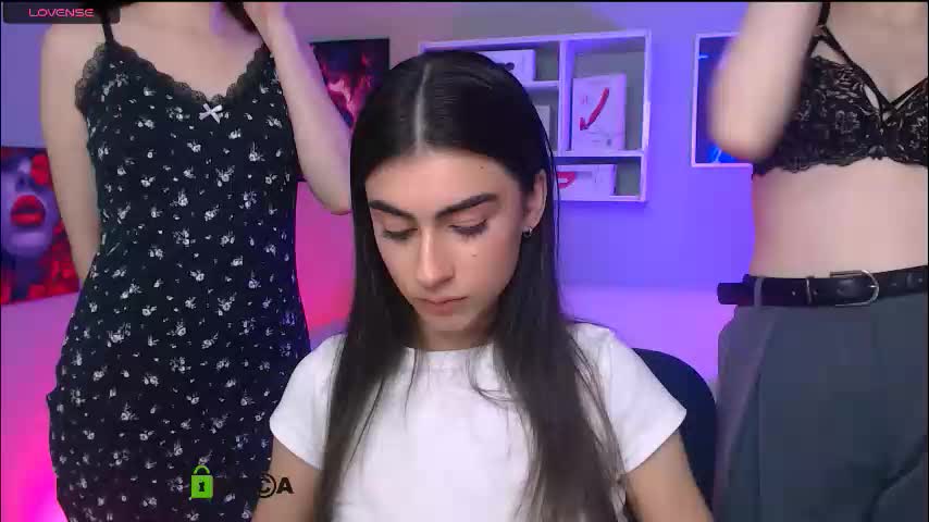 riley_sanders Live Sex December 17, 2025