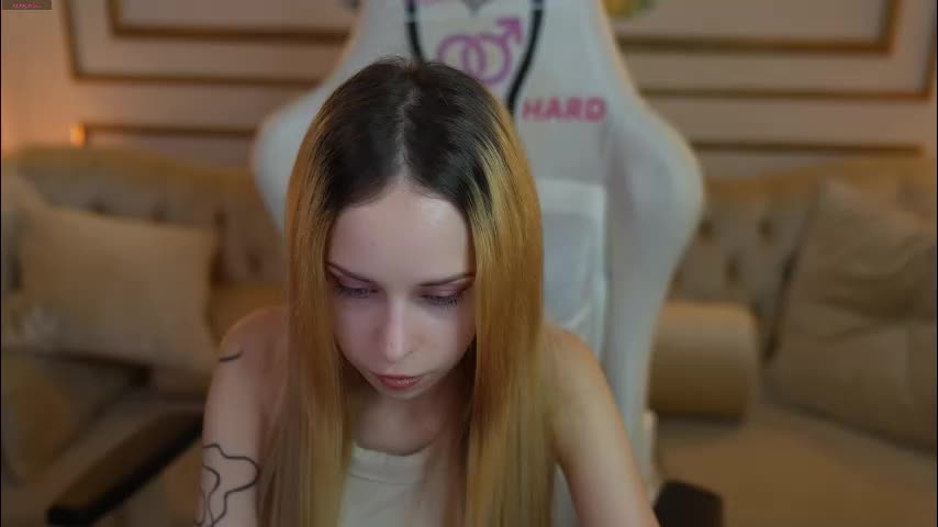 anabel_team054 Live Sex December 14, 2025