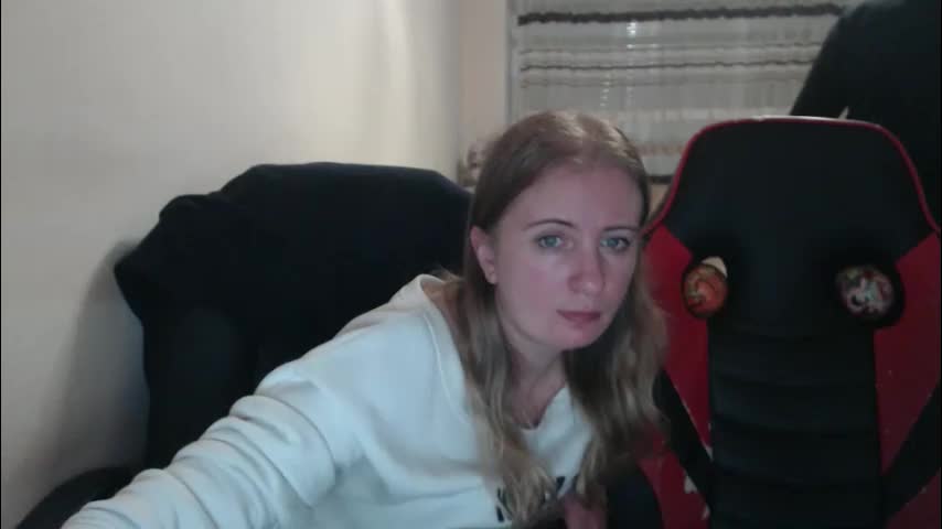 jenisandpeter Live Sex December 19, 2025