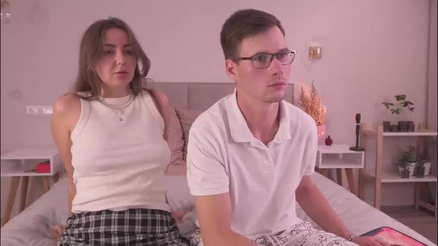 krutfrut Live Sex December 13, 2025