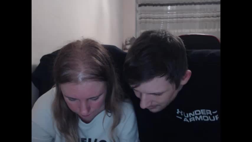 jenisandpeter Live Sex December 19, 2025