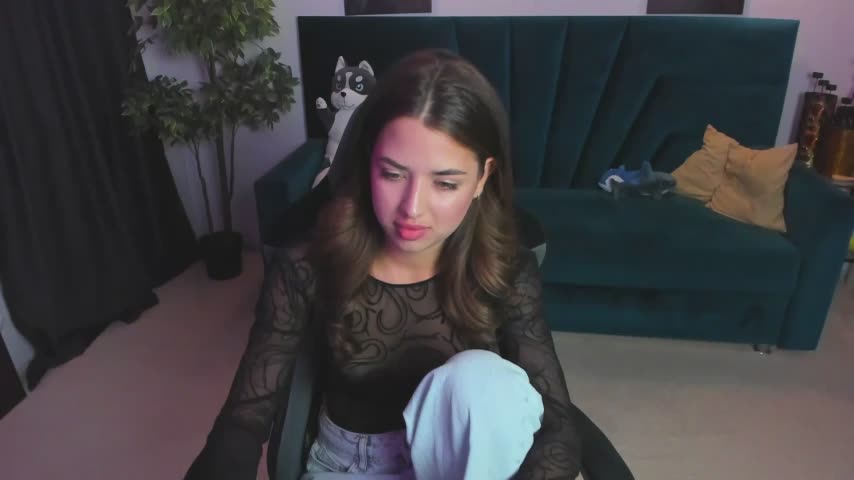 CharleneWoods Live Sex December 13, 2025