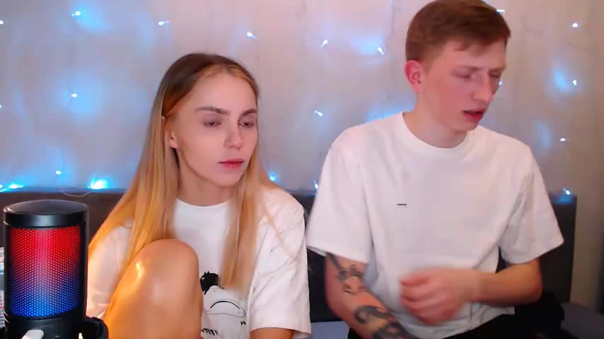 juliaanddima Live Sex December 17, 2025