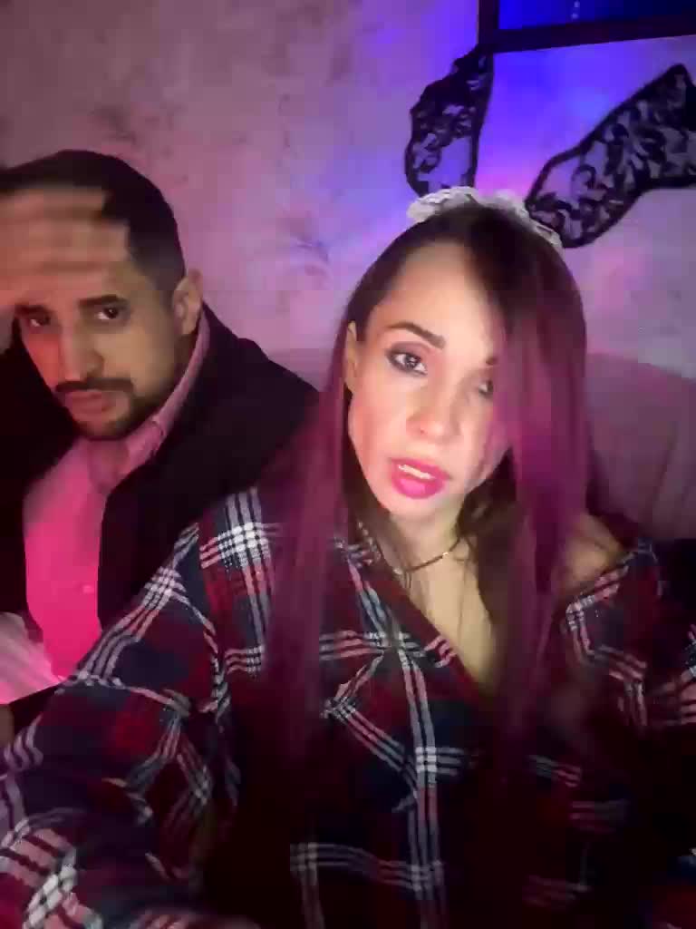 VIP17CoupleDream Live Sex December 18, 2025