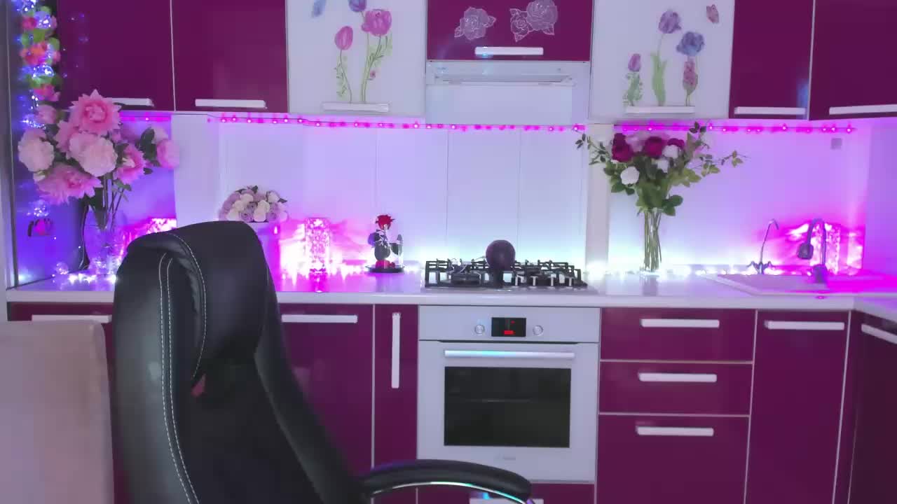 Olivija2020 Live Sex December 17, 2025