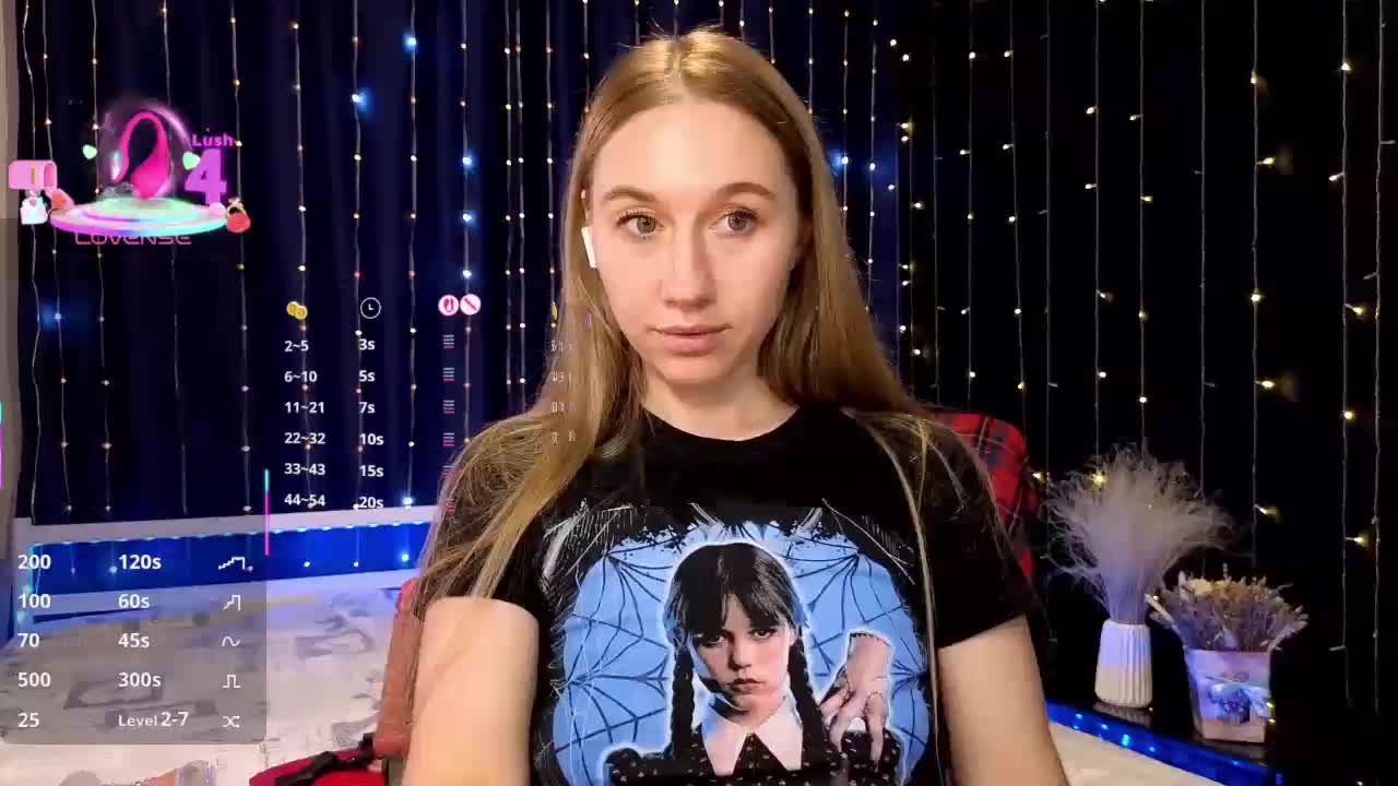 kiskaWEDNESDAY Live Sex December 17, 2025