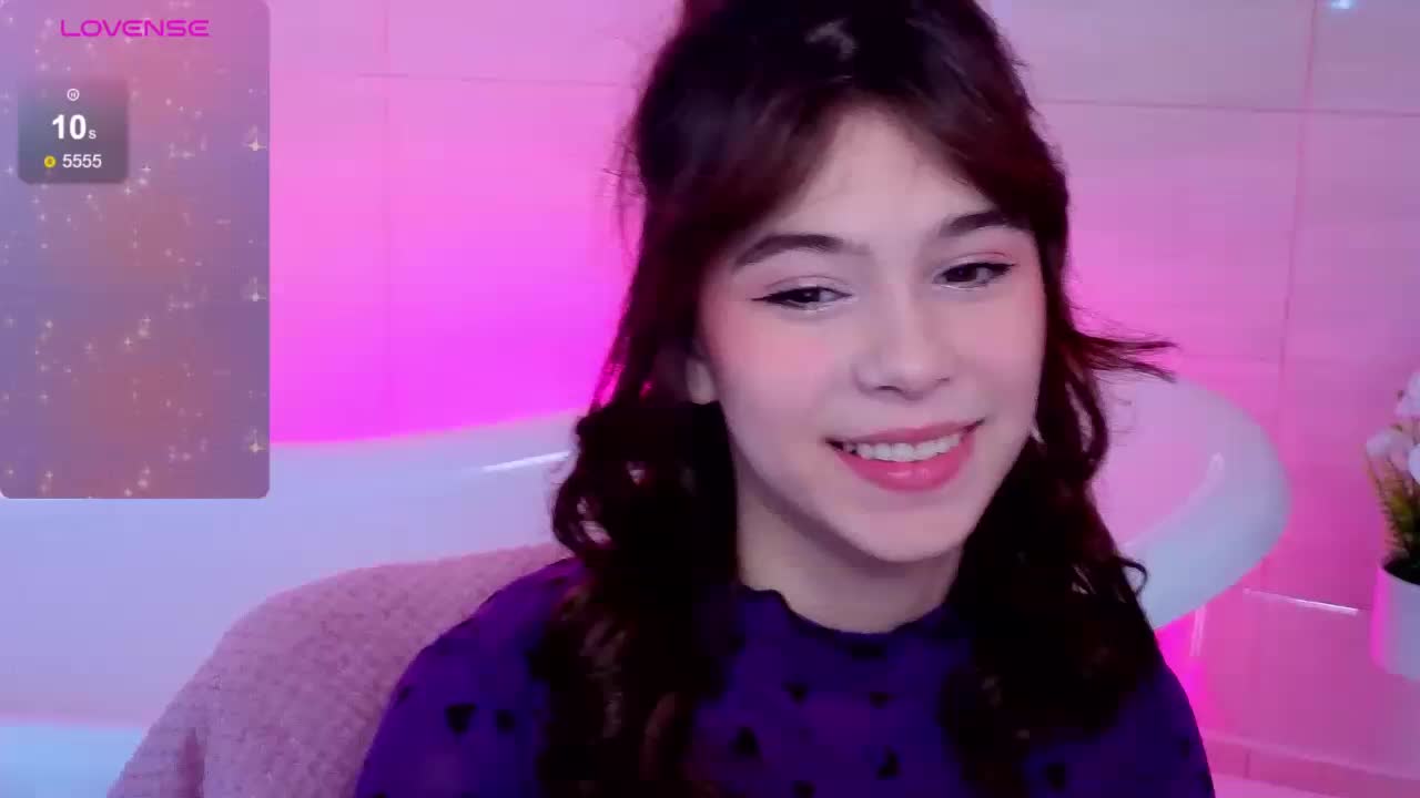 CoralineJones Live Sex December 18, 2025