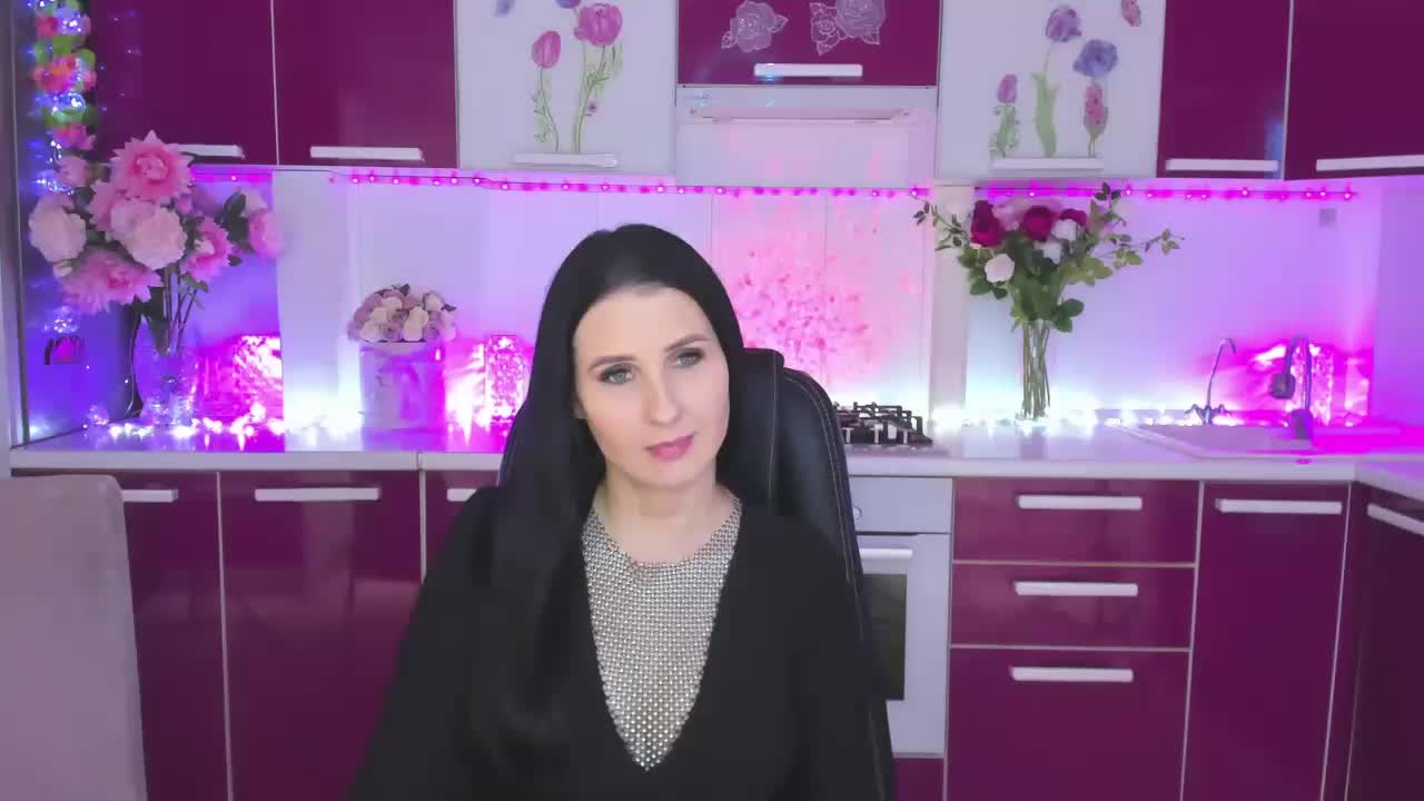 Olivija2020 Live Sex December 14, 2025