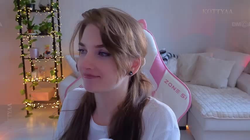 -Kottyaa- Live Sex December 13, 2025