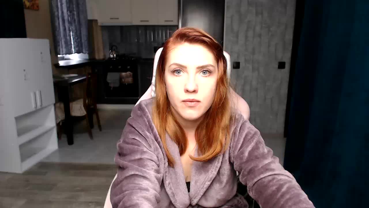 Regimasmile Live Sex December 14, 2025