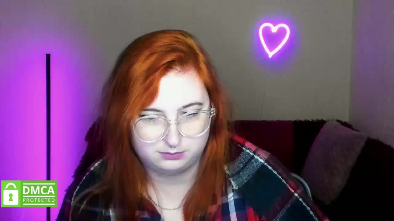 Aliciaredluv Live Sex December 19, 2025