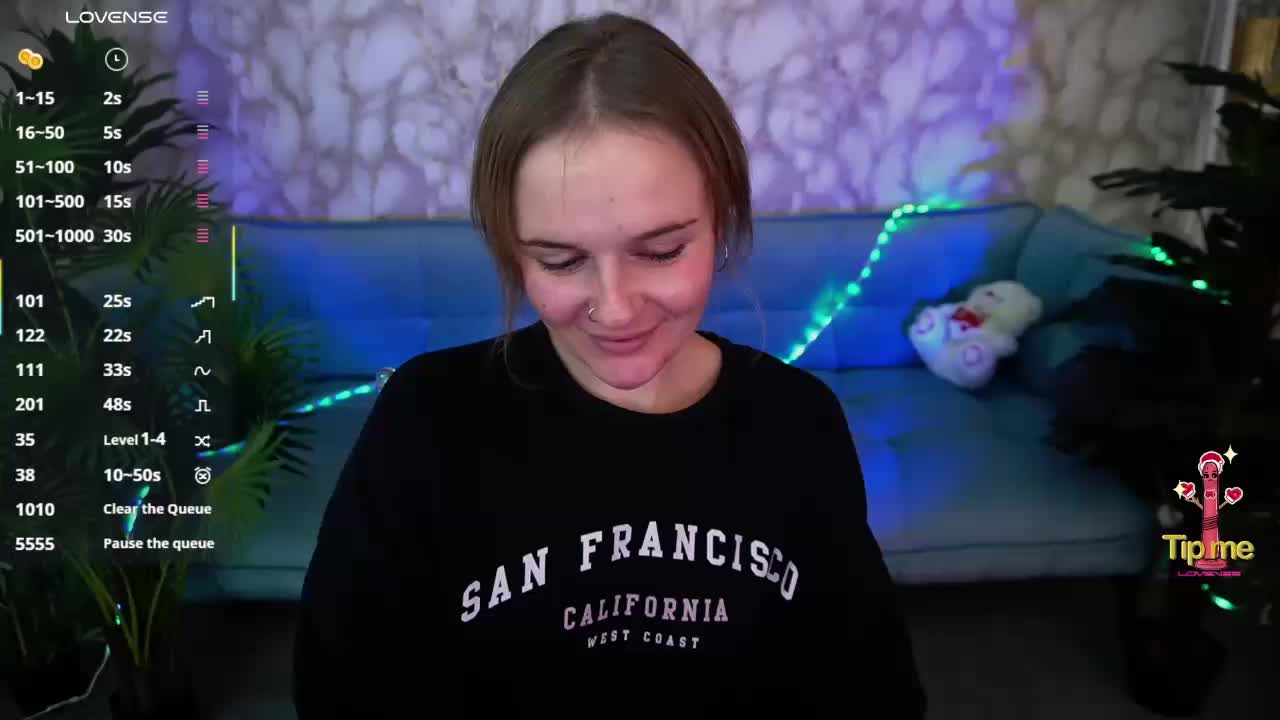 MaribelRiver Live Sex December 17, 2025