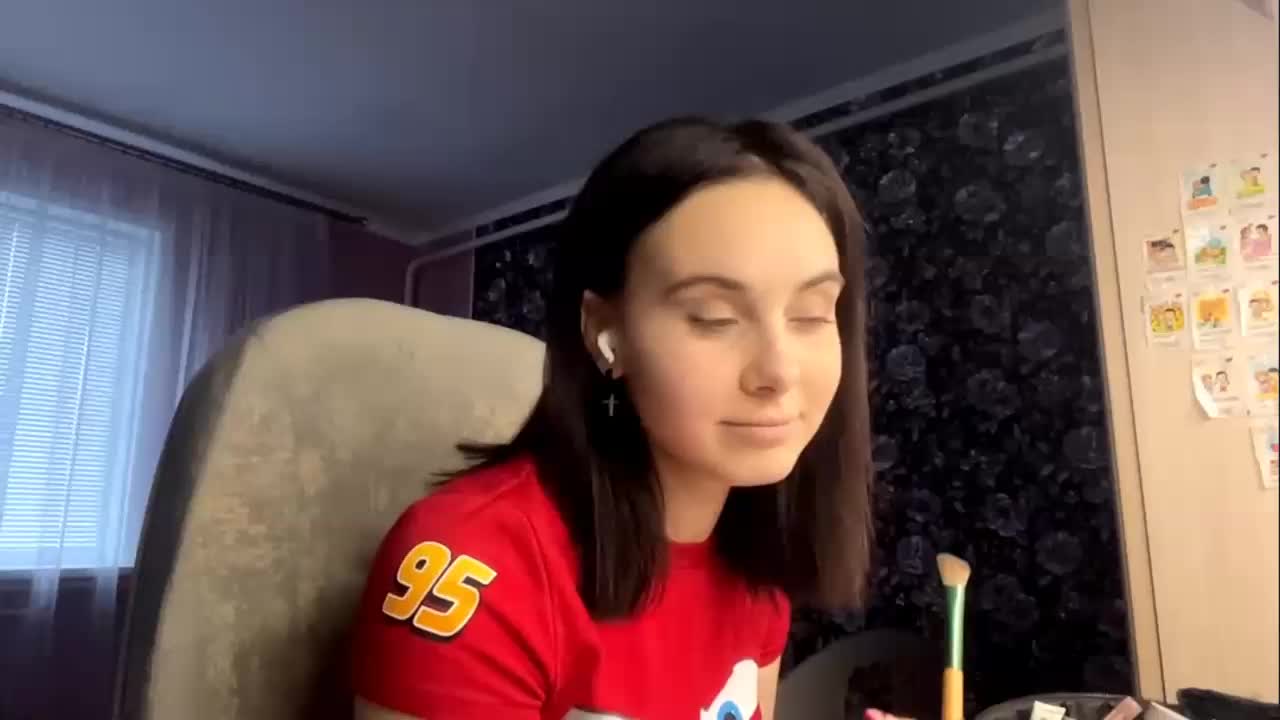 CANDY-LIPS-GIRL Live Sex December 13, 2025