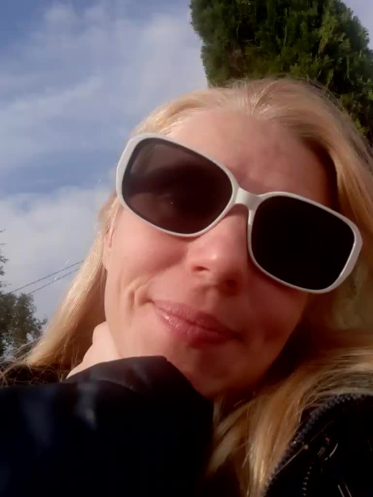 -nelya- Live Sex December 17, 2025