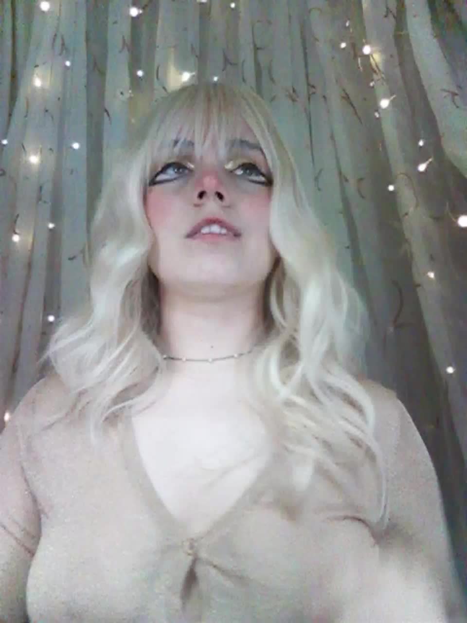 -Ramona- Live Sex December 17, 2025