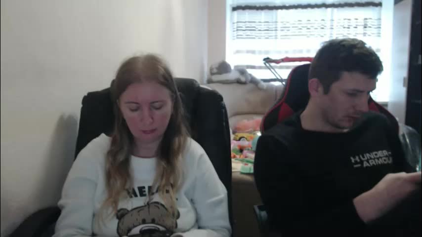 jenisandpeter Live Sex December 19, 2025