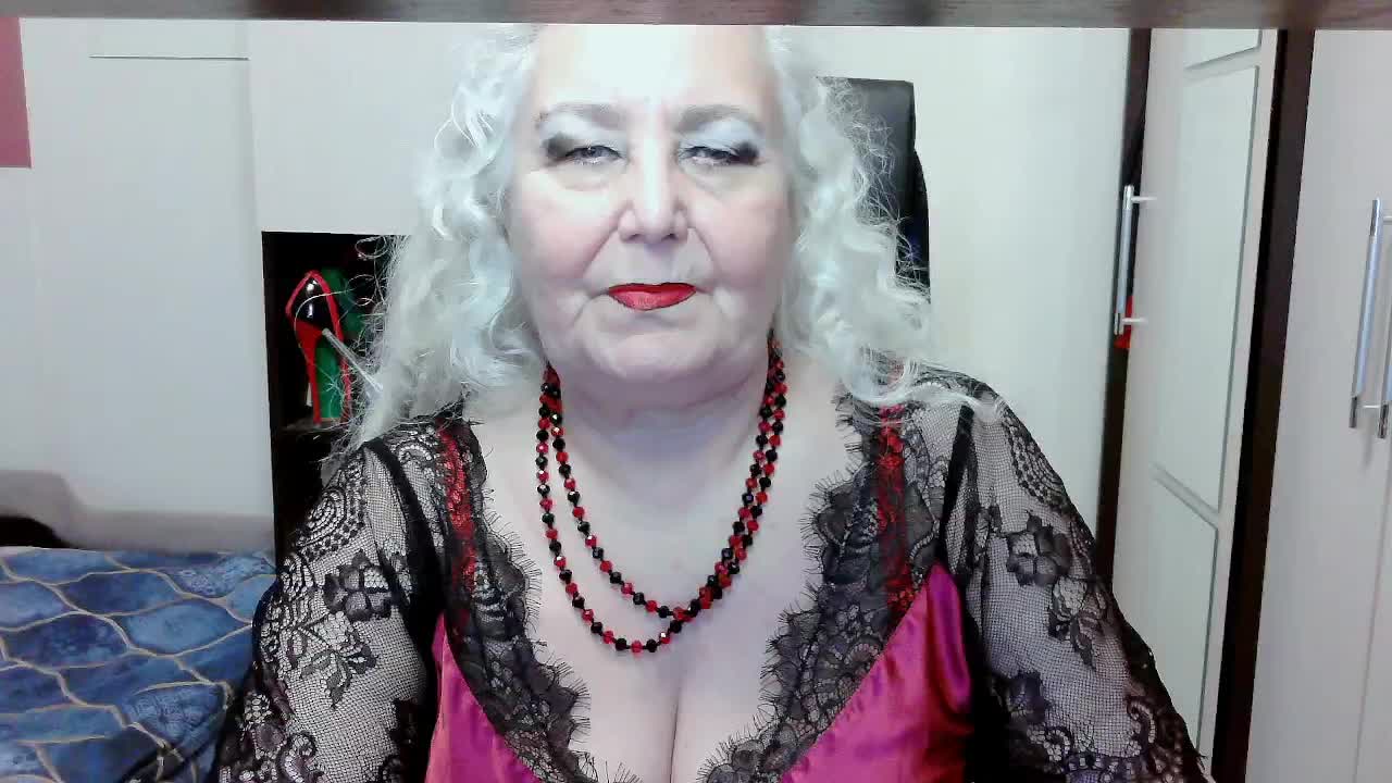 GrannyWants Live Sex December 17, 2025