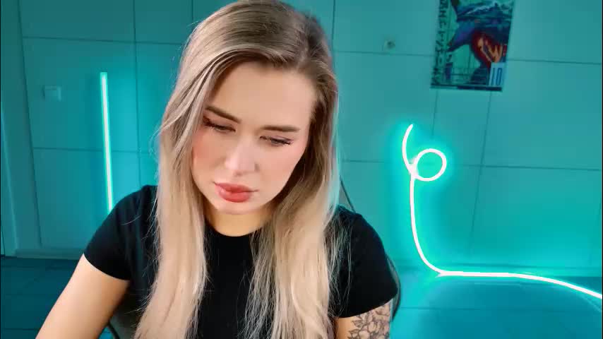 adelloyss Live Sex December 13, 2025