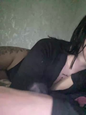 Aliska22 Live Sex December 13, 2025