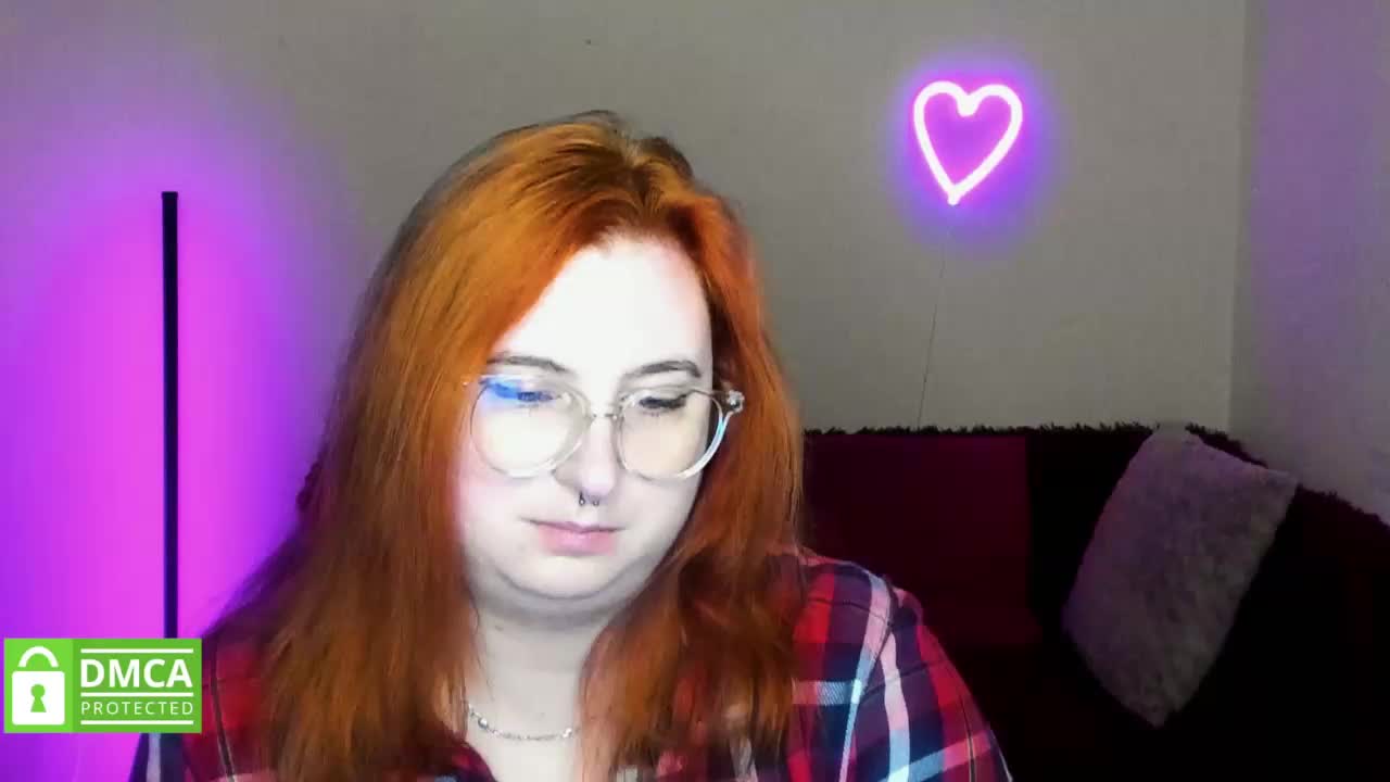 Aliciaredluv Live Sex December 19, 2025