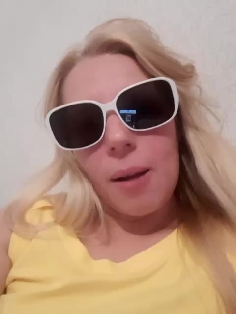 -nelya- Live Sex December 17, 2025