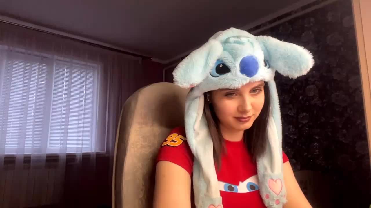 CANDY-LIPS-GIRL Live Sex December 13, 2025