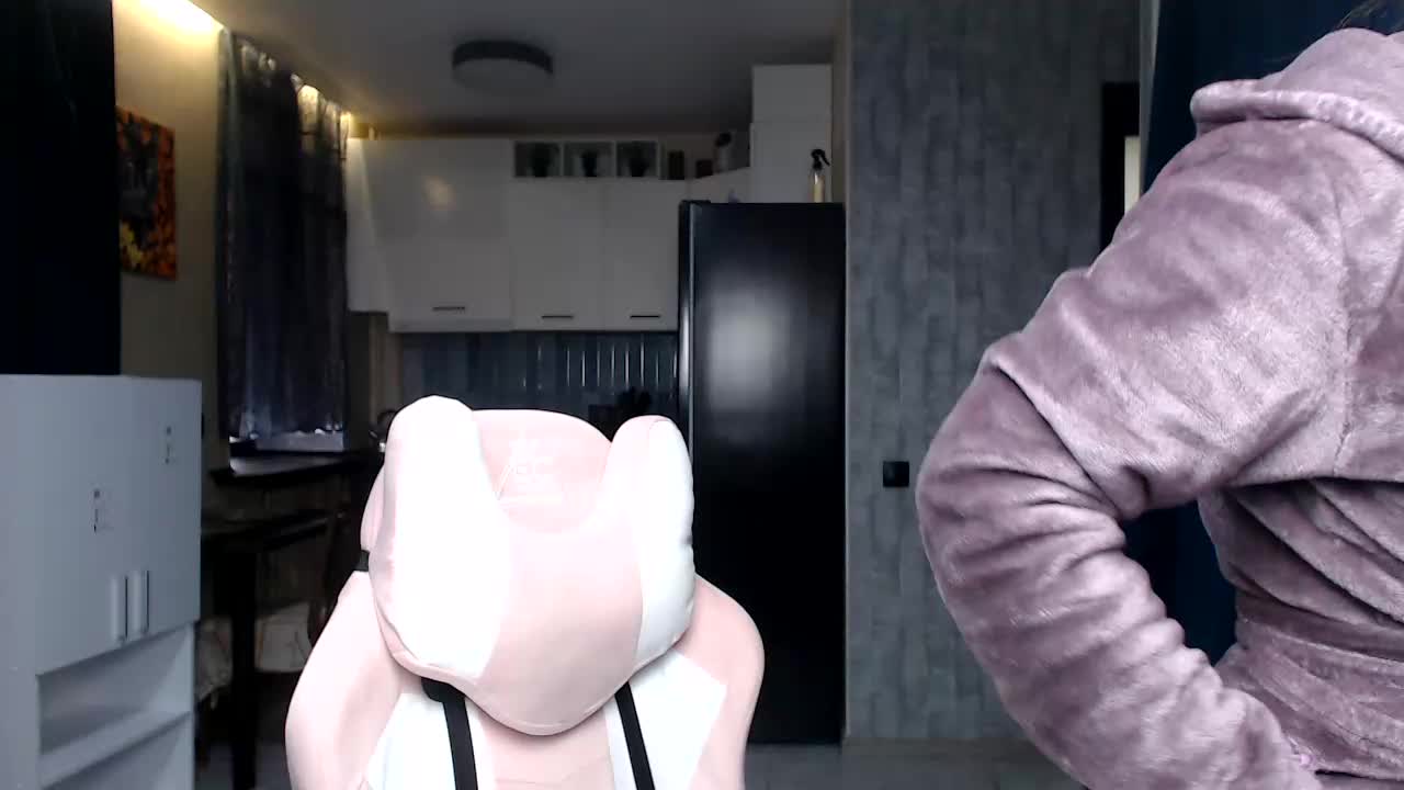 Regimasmile Live Sex December 14, 2025