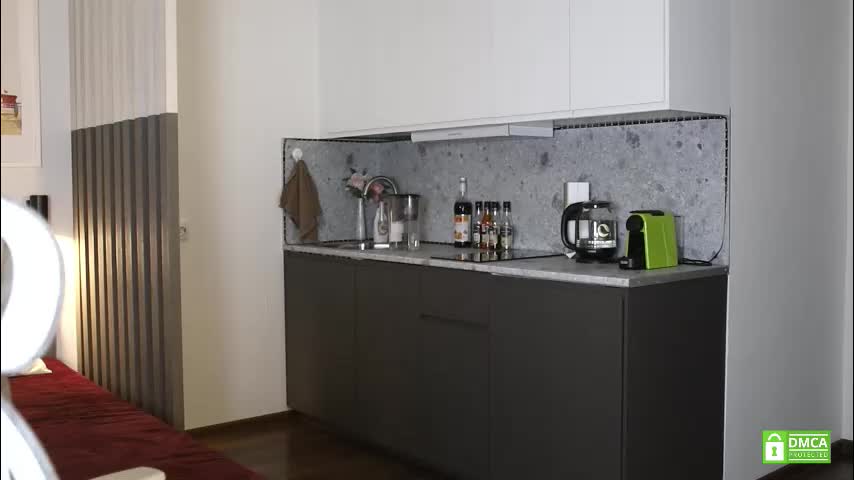 _whoareu_ Live Sex December 13, 2025