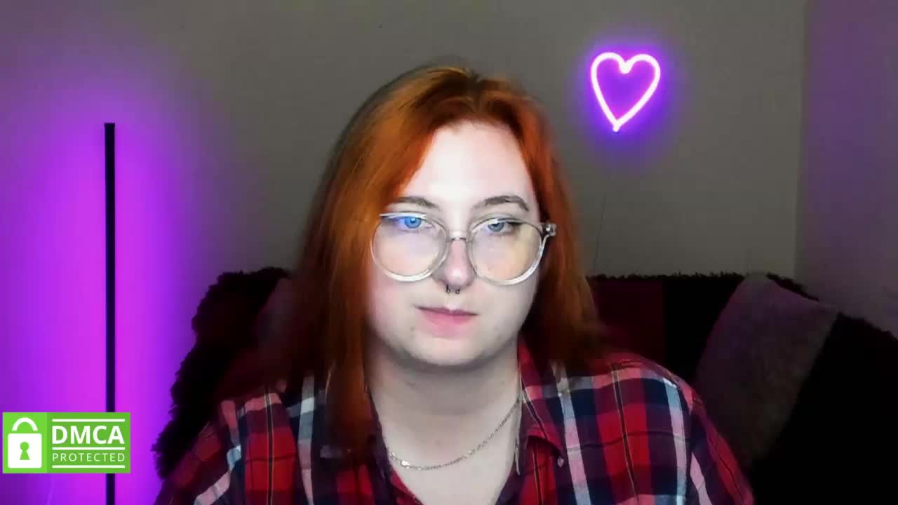 Aliciaredluv Live Sex December 19, 2025