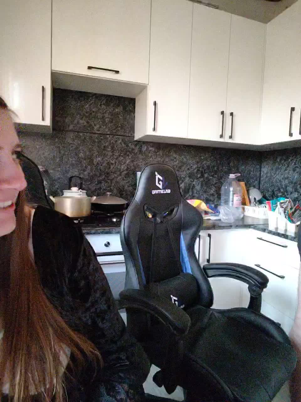 Innokentiy449 Live Sex December 15, 2025