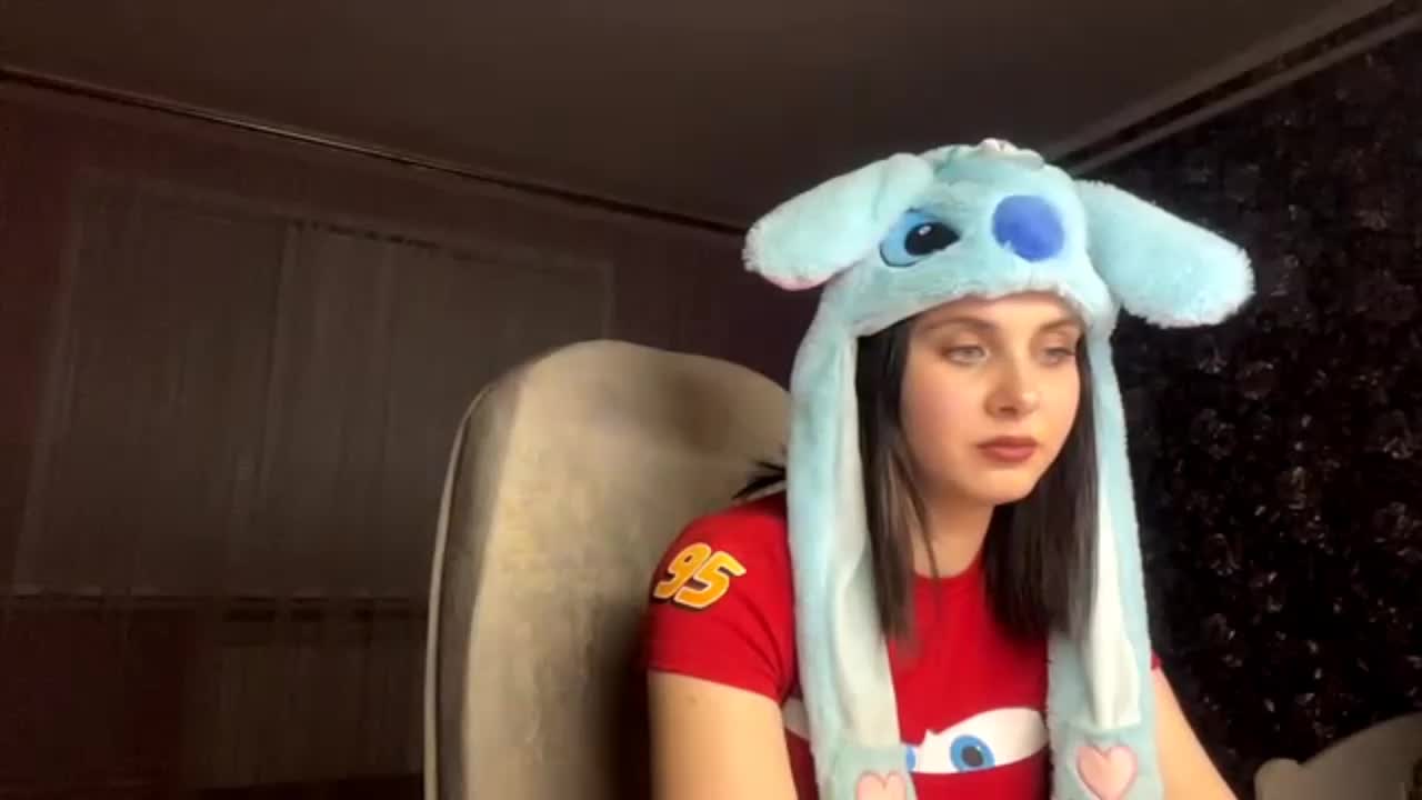 CANDY-LIPS-GIRL Live Sex December 13, 2025