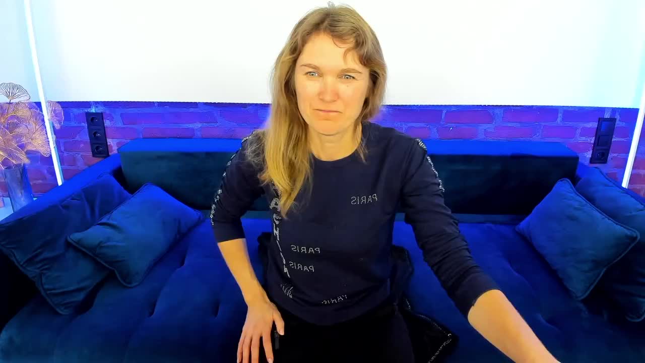 Annabel-xxx Live Sex December 14, 2025