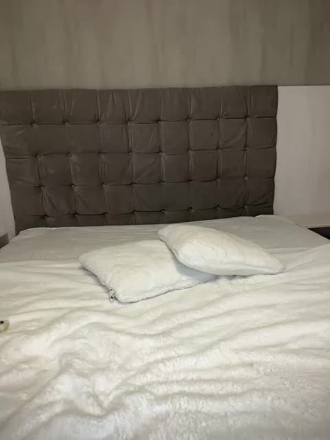 BabyDarii Live Sex December 18, 2025