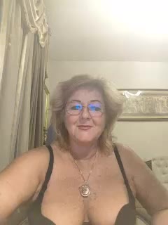 KarinkaSweet Live Sex December 17, 2025