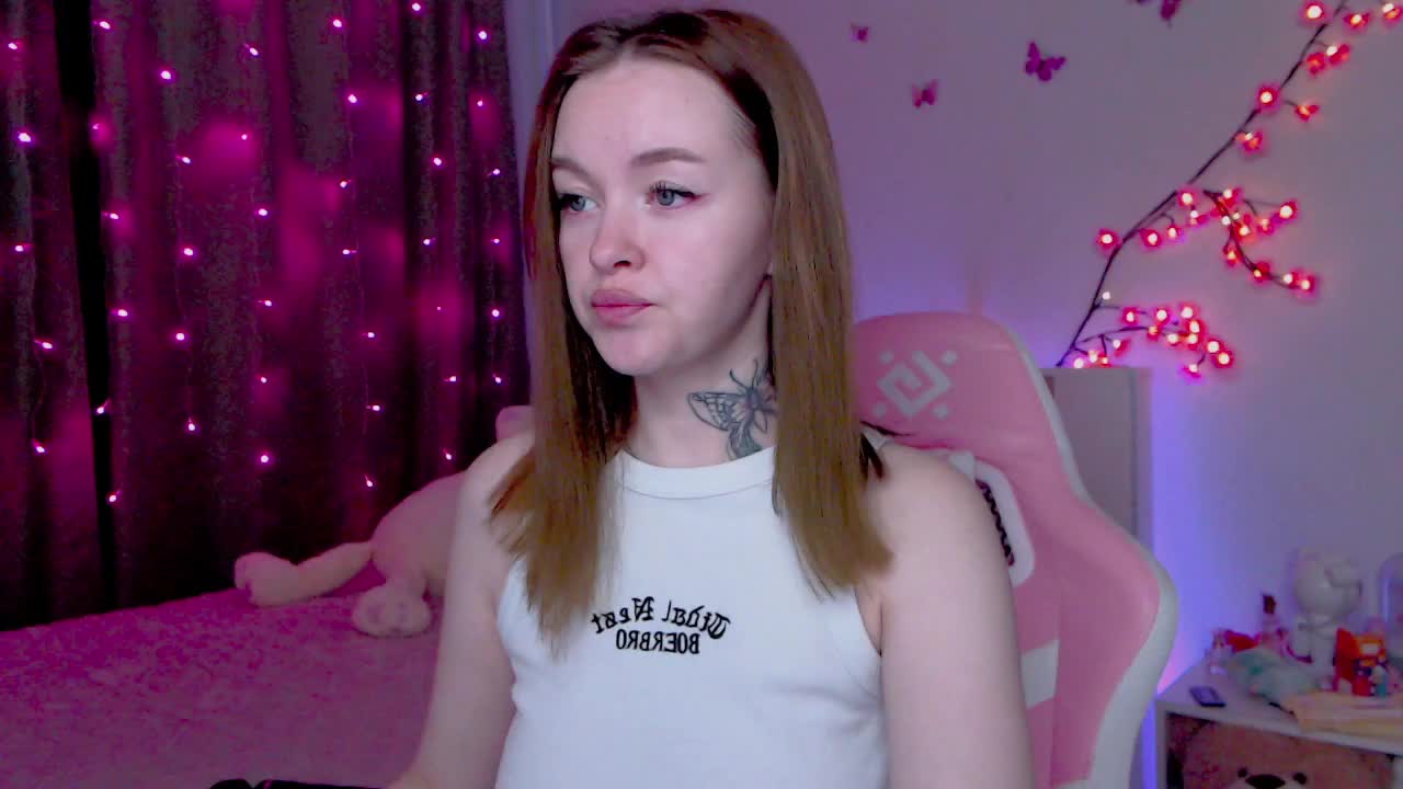 NaughtyMable Live Sex December 14, 2025