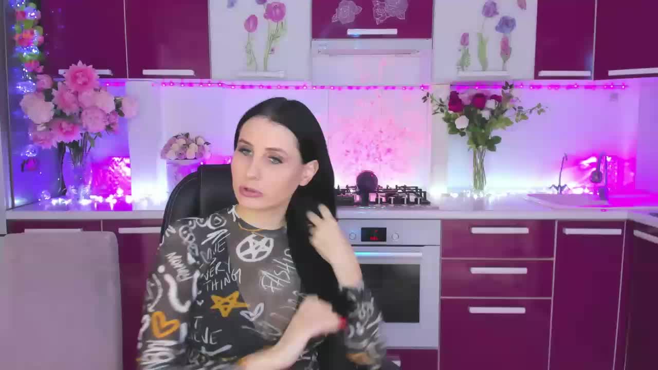 Olivija2020 Live Sex December 14, 2025