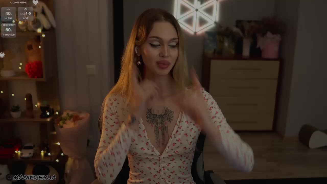 ManiFreyja Live Sex December 17, 2025